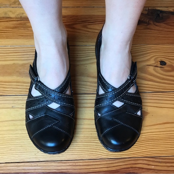 Clark’s Collection Black Leather Velcro Mary Janes, NWOT, 7.5 - Picture 13 of 14